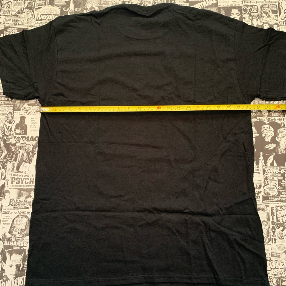 Kiss T-Shirt - Picture 6 of 10